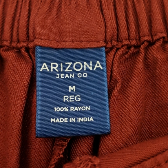 3/$20 🌸 Orange Pants - Picture 3 of 3